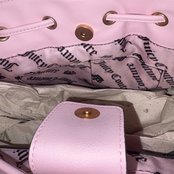 NWT Juicy Couture Classic Juicy Lover Tote - Picture 4 of 12